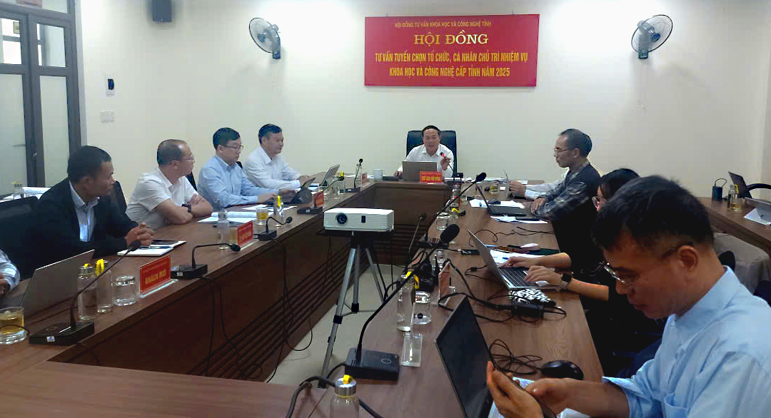 HỌP HỘI ĐỒNG TƯ VẤN TUYỂN CHỌN TỔ CHỨC CHỦ TRÌ DỰ ÁN THUỘC CHƯƠNG TRÌNH PHÁT TRIỂN TÀI SẢN TRÍ TUỆ ĐẾN NĂM 2030 TRÊN ĐỊA BÀN TỈNH LÀO CAI